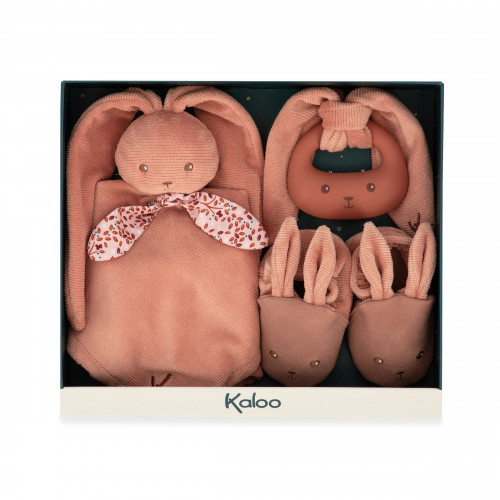 Mon premier coffret naissance Lapinoo - Terracotta. Contient 1 doudou lapin rose, 1 anneau dentition, 1 paire de chaussons bébé