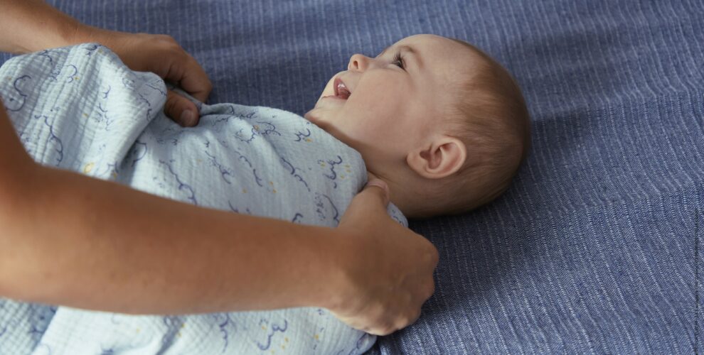 calmer bébé qui pleure