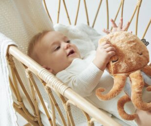 Bébé est malade : comment le réconforter